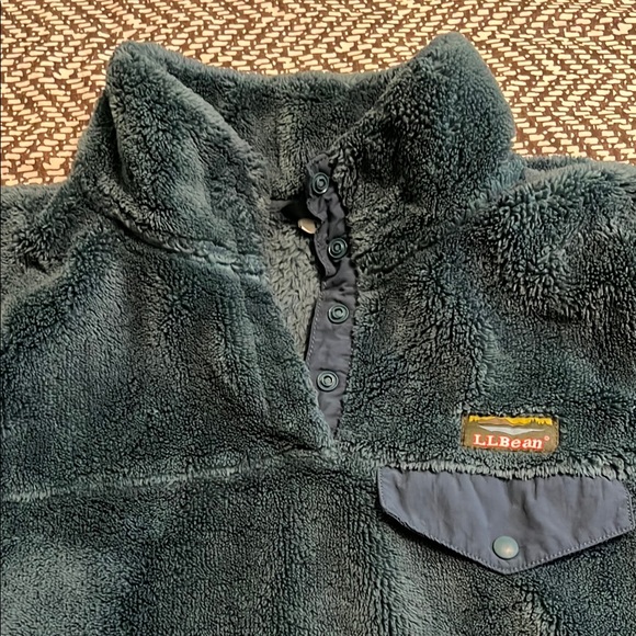 Women's L.L.Bean Hi-Pile Fleece Pullover - Picture 6 of 7